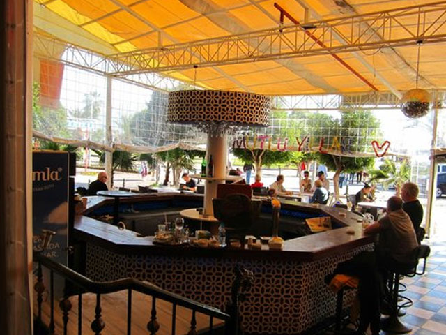 JANUS RESTORAN