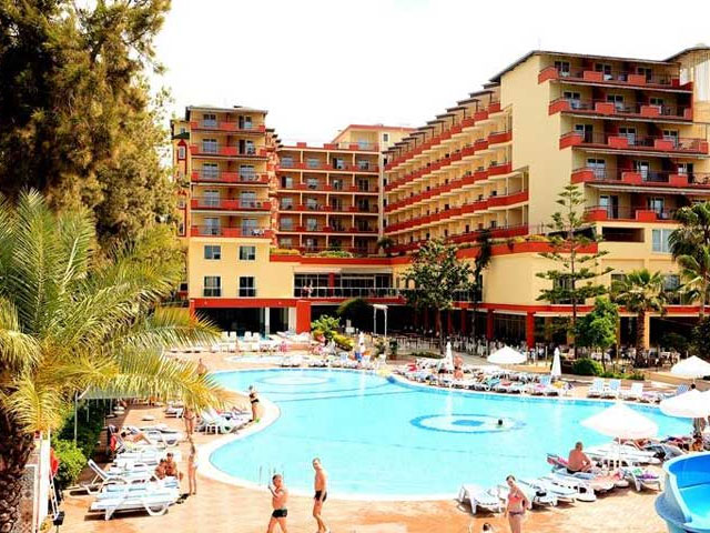 HOLIDAY PARK OTEL